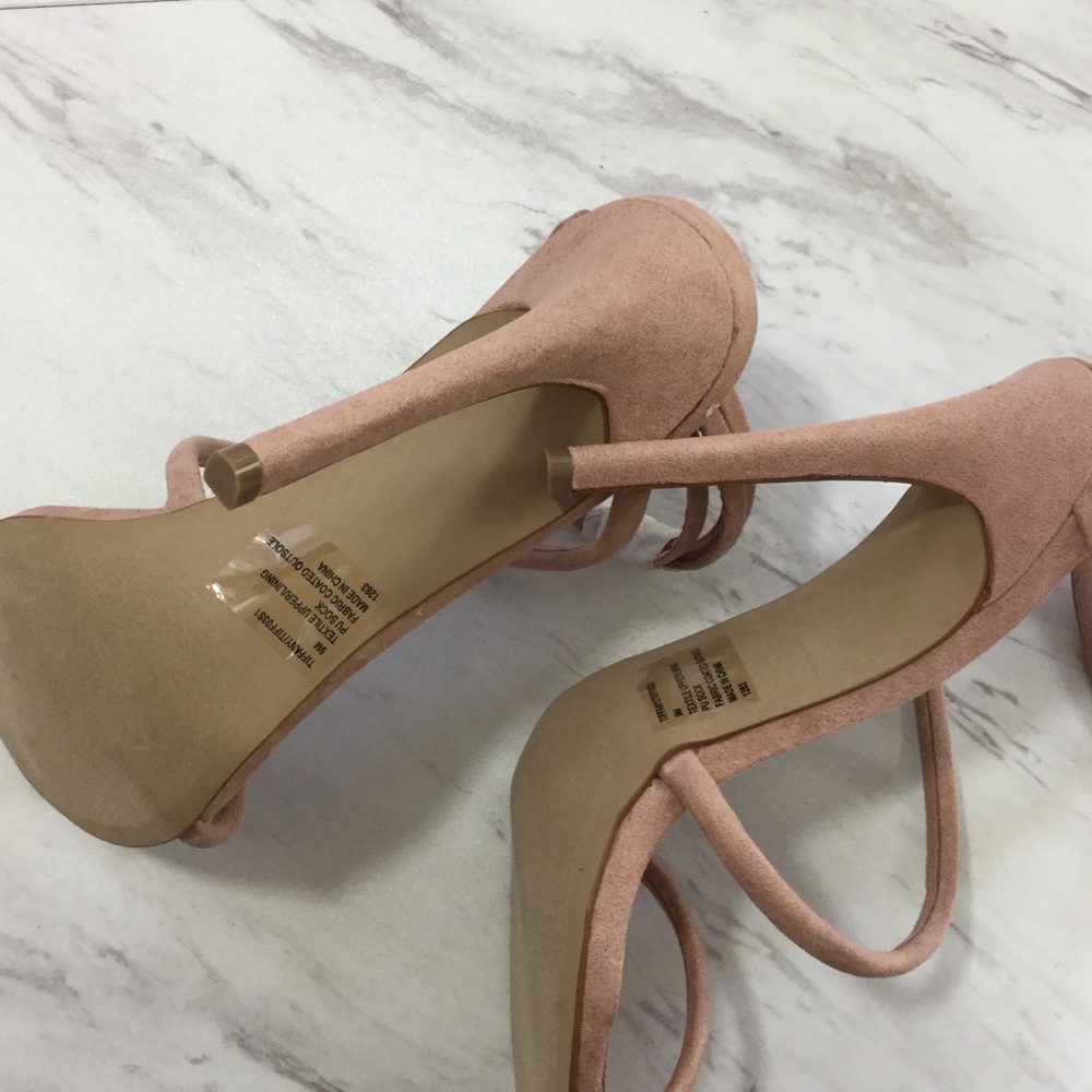 Steve Madden Tiffany Natural Blush Heels NIB - Picture 7 of 8